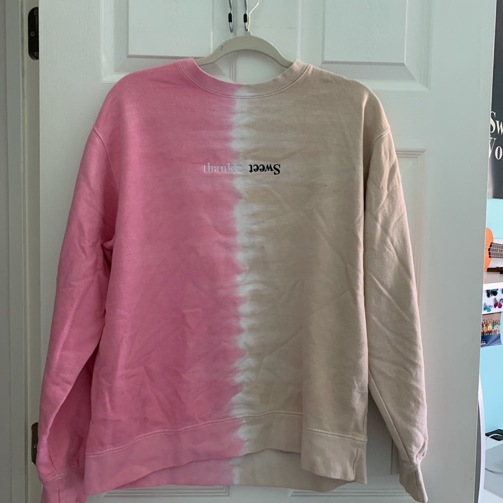 Ariana Grande “thank u, sweet” sweatshirt